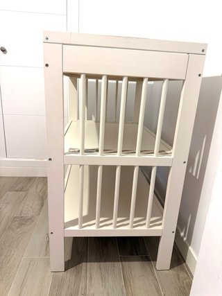 Cambiador de bebé blanco
