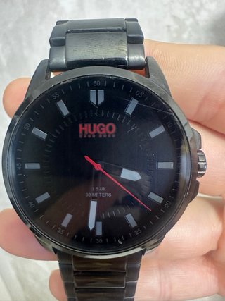 Reloj Hugo Boss Negro y Rojo
