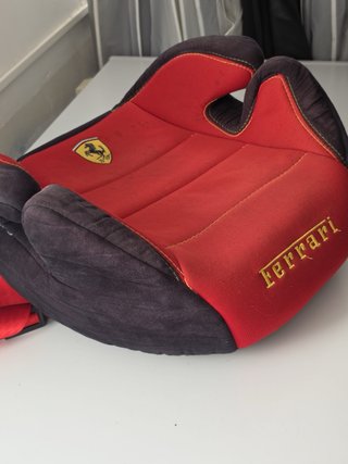 Silla coche Ferrari niño