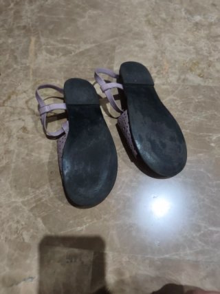 Sandalias Zara Niña. Moradas/lilas