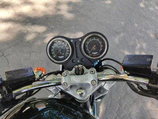 Triumph Legend TT 900