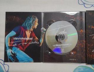 2 DVDs y 1 CD: DAVID BISBAL.