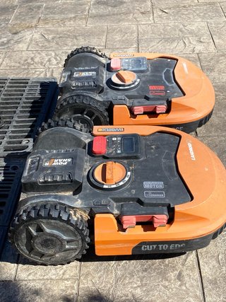 2 Robots cortacésped WORX Landroid 1500m²