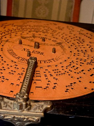 Organillo Ariston Antiguo + 33 Discos