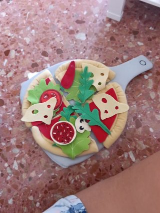 Cocina de juguete de madera y plástico