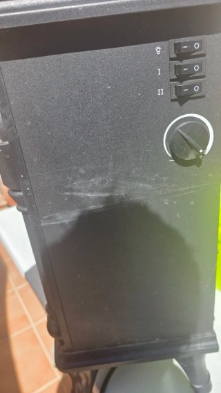 Chimenea eléctrica negra