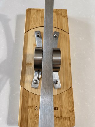 Soporte Jamonero 360 Basculante 3 Claveles