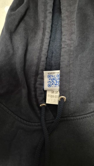 2 Sudaderas La Salle azul marino tallas 20 y 22.
