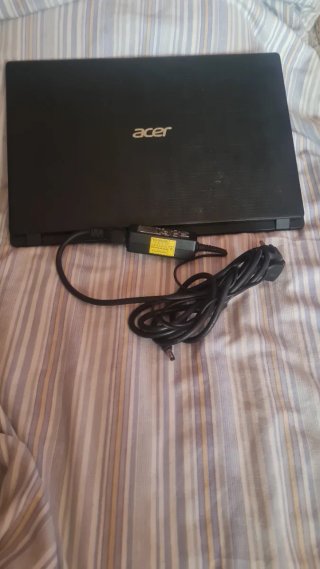 Portátil Acer Negro i3