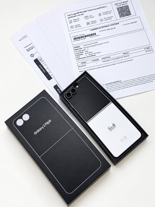 Samsung Galaxy Z Flip 8 Nuevo