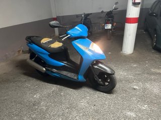 Honda Dylan 125 Scooter Azul