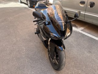 Kawasaki ZX6R Ninja Negra