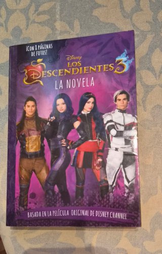 Los Descendientes La novela