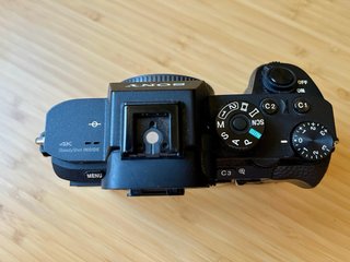 Cámara Sony Alpha 7S II, 812 disparos.