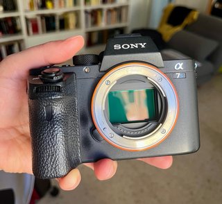 Cámara Sony Alpha 7S II, 812 disparos.