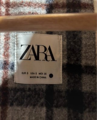 Abrigo sobrecamisa cuadros oversize