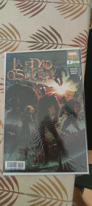 Grapa Marvel La Edad Oscura Nº 1 Panini