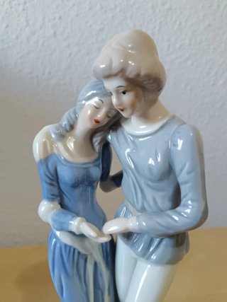 Figura Porcelana Vintage Pareja Enamorados