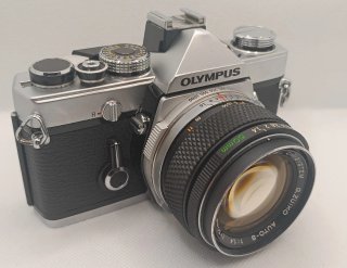 Olympus M-1 / OM-1 Cámara Analógica