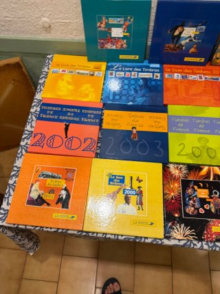 Libri di Francobolli (Le livre des timbres)