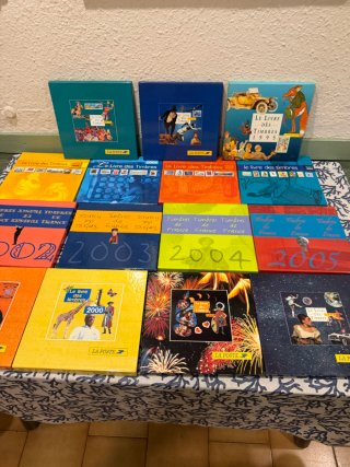 Libri di Francobolli (Le livre des timbres)