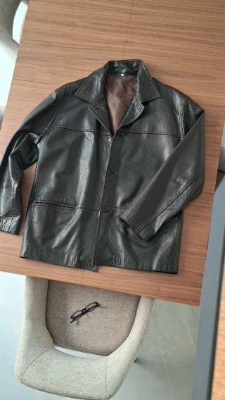 Chaqueta hombre de piel ovina España.