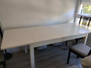 Mesa de comedor extensible blanca