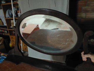 Tocador antiguo madera y mármol