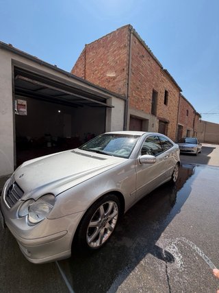 Mercedes-Benz C 320 2003
