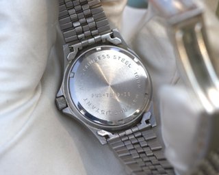 Orologio BWC Swiss Quarzo 100M Vintage