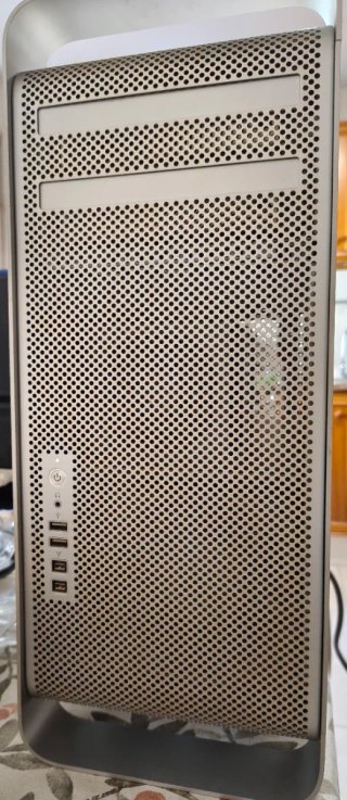 Mac Pro 4.1 2009 640GB 11GB RAM Xeon