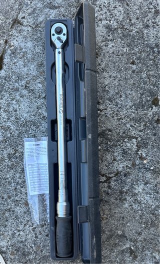 Llave dinamométrica DOGHER 300 Nm