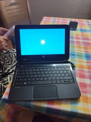 Portátil HP Pavilion 10 Táctil