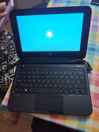 Portátil HP Pavilion 10 Táctil