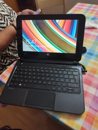 Portátil HP Pavilion 10 Táctil
