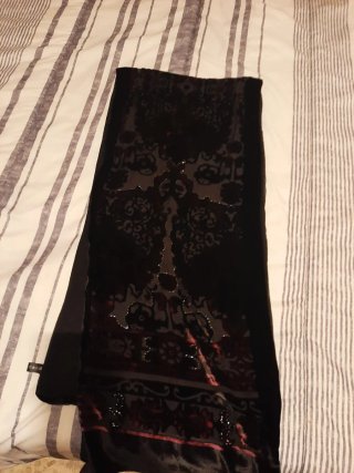 Pañuelo terciopelo negro y rojo