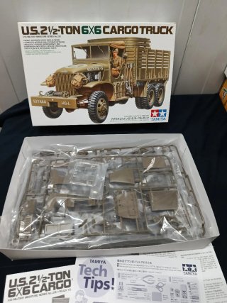 Maqueta Tamiya Camión Carga 2.5 Ton 6x6