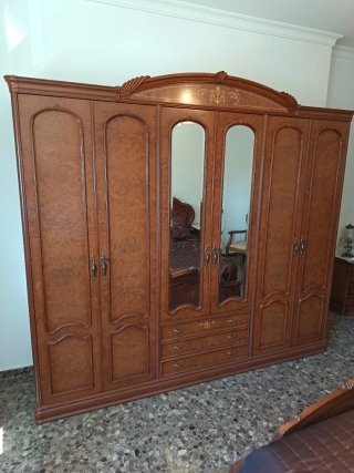 Dormitorio matrimonio madera clásico