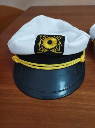 2 Gorra Capitán Yate Disfraz