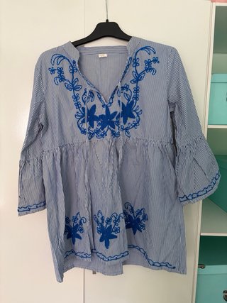 Vestido camisero rayas azules bordado