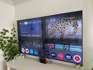 Televisión TCL rota