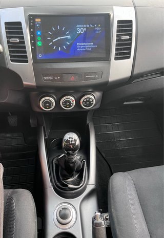 Mitsubishi Outlander 2009