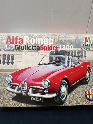 Maqueta Alfa Romeo Giulietta Spider 1300