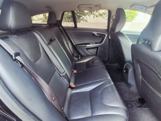 Volvo V60 2015 Negociable
