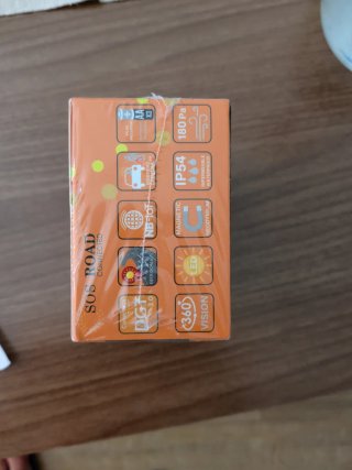 Baliza de emergencia V16 conectada con DGT 3.0.
