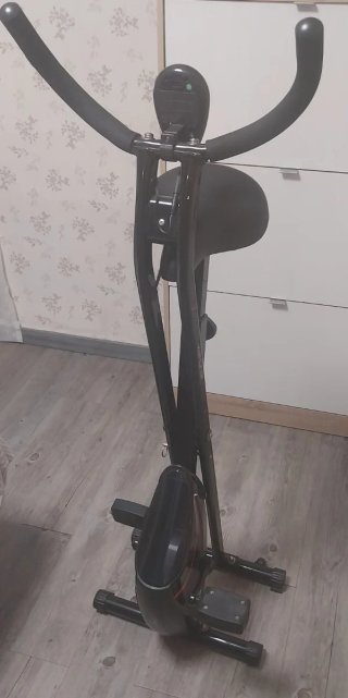 Bicicleta estática plegable