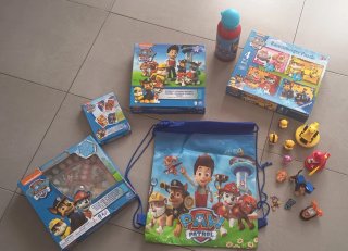 Lote puzzles/juego+regalo muñecos patrulla canina