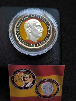 Moneda 100 Pesetas Franco Plata Color 1966