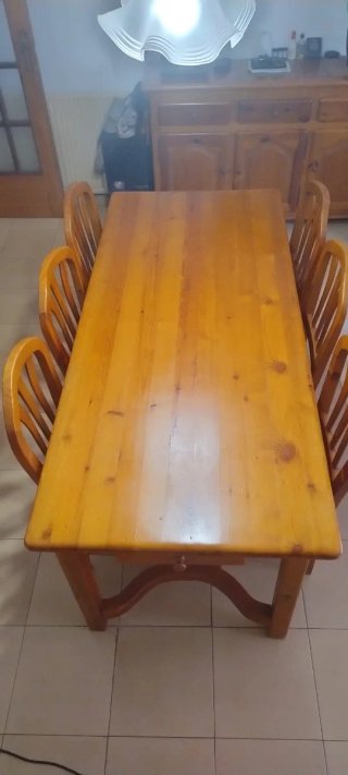 Muebles de pino macizo. Se aceptan ofertas