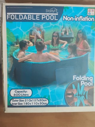 Piscina infantil azul y turquesa